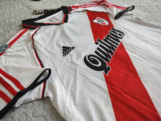 Adidas River Retro 2001/02 Aimar 10 Home Jersey - Authentic Tribute to River Plate's Glorious Past