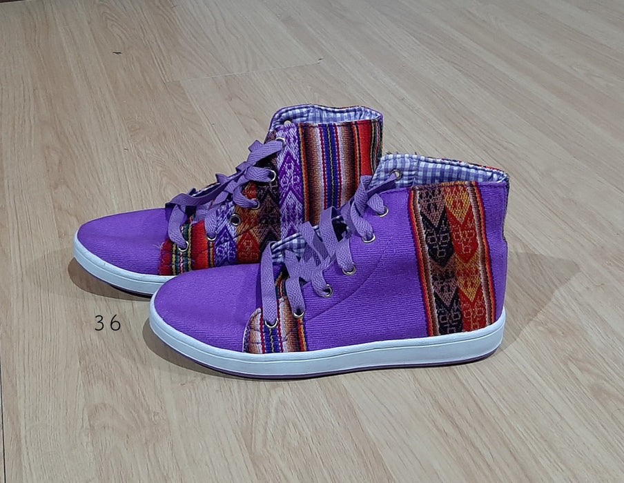 Corazón Norteño | Authentic North Argentine Style Footwear - Lilac Ankle Boots (Size 36)