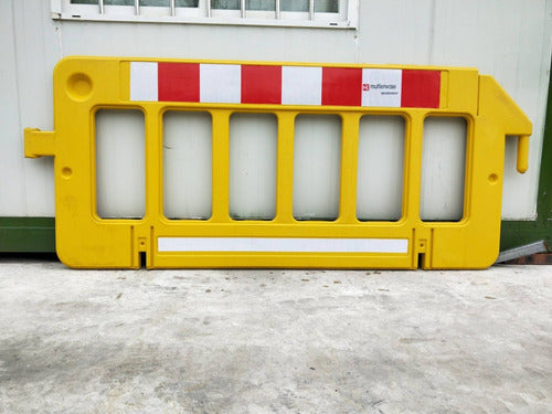 Yellow Plastic Road Barrier Channelizer 1
