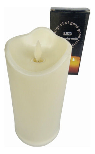 Set of 4 Flickering Warm Light Ivory Candles with Motion 1