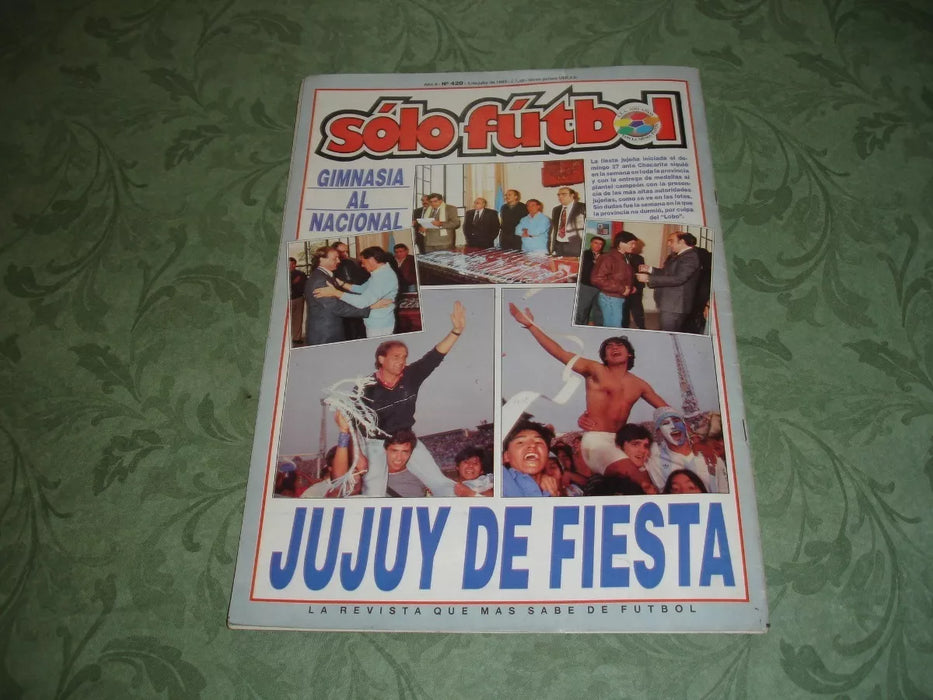 Revista Sólo Fútbol Magazine N° 420 of 1993 Argentina Copa América Champion