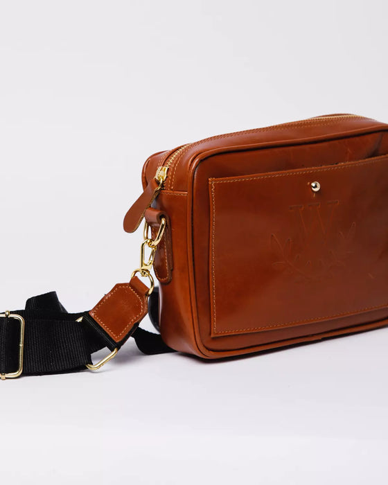 Wanama | Kenny Saddle Bag with Leather Strap: Genuine Cow Horn