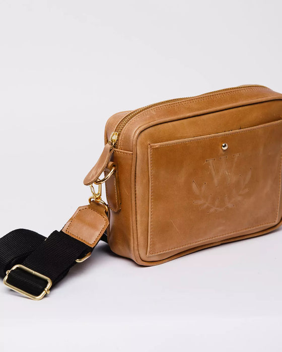 Wanama | Kenny Saddle Bag with Leather Strap: Genuine Cow Horn