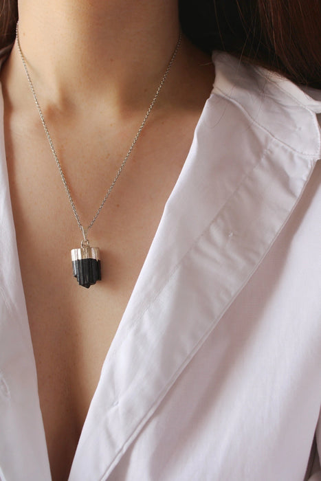 Collar Black Tourmaline Guide Necklace - Stylish Accessories for Positive Energy | 45 cm