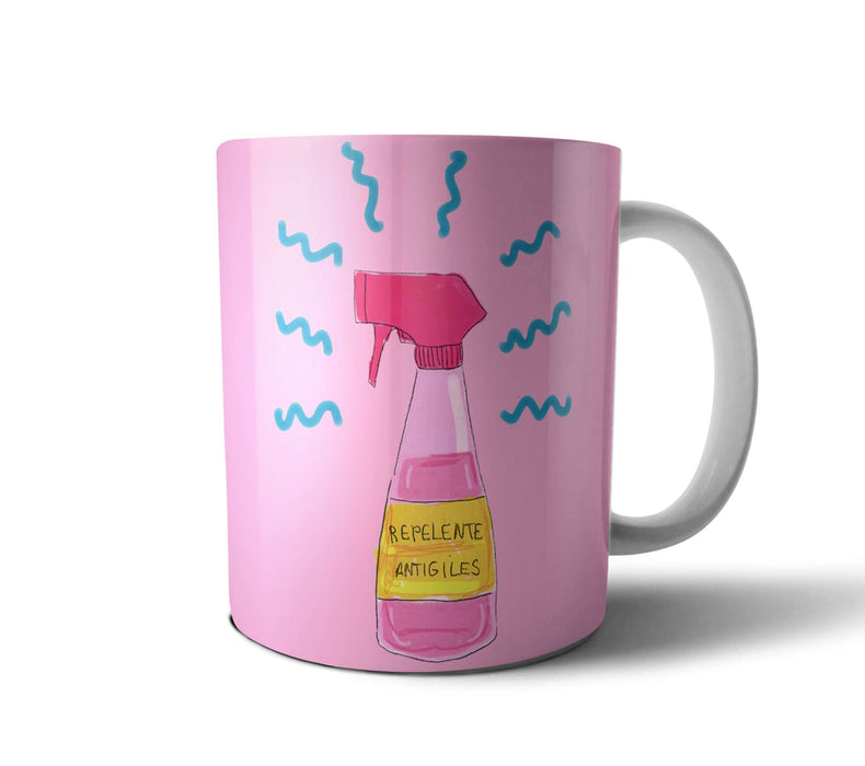 Punto Bizarro | Witty Quotes Ceramic Mug: 'Repelente Anti Giles' - Fun Phrases for a Unique Sip
