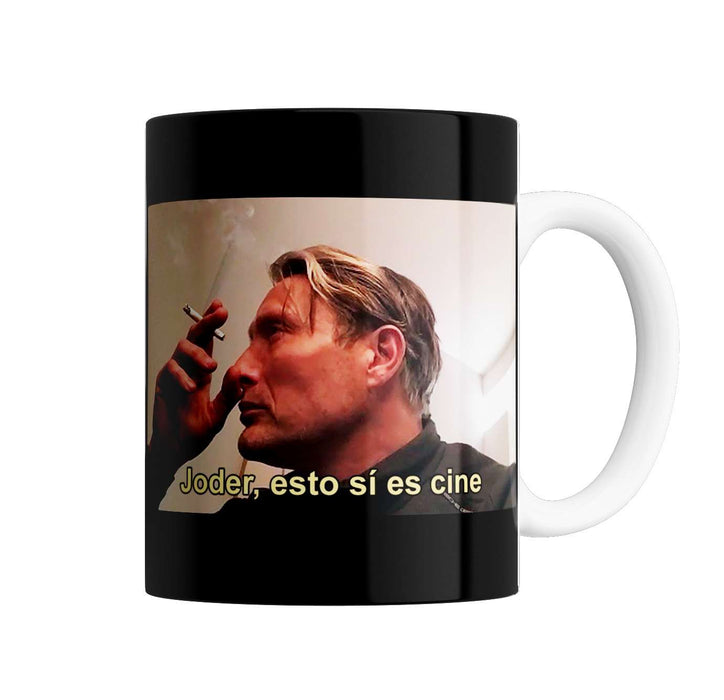 Punto Bizarro | Cinematic Meme Magic: 'Esto es Cine' Ceramic Mug - Sip in Style and Laughter