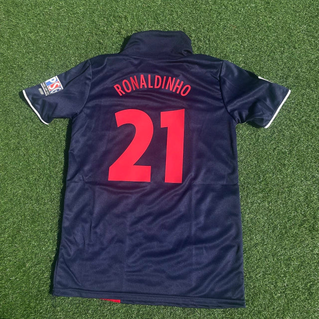 Retro PSG 2002 Ronaldinho Jersey - Authentic Paris Saint-Germain Football Shirt for Collectors & Fans