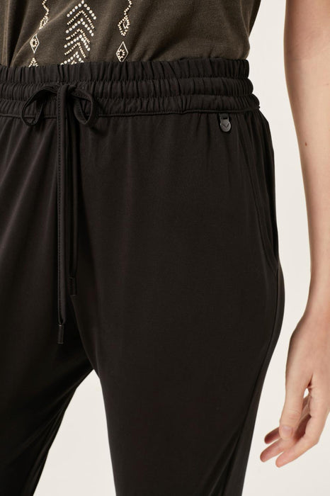 Rapsodia | Yogi Bliss: Women's Yoga Pants - Comfortable Activewear for Trendsetting Women