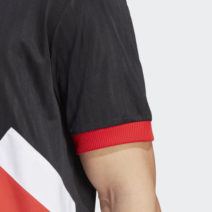 Adidas Camiseta River Plate Icom - Stylish Fan Gear for Soccer Enthusiasts