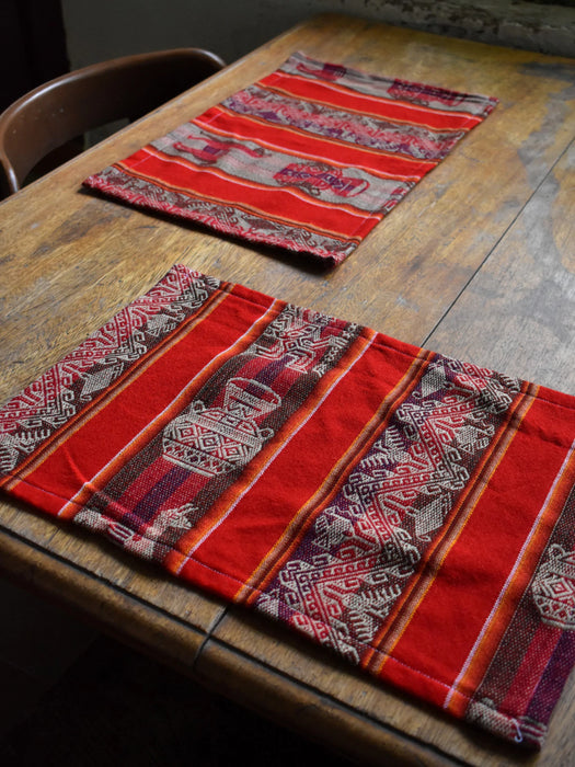 Authentic Individual De Aguayo Inca - Vibrant Tela Aguayo Fabric for Unique Home Decor (Various colors)