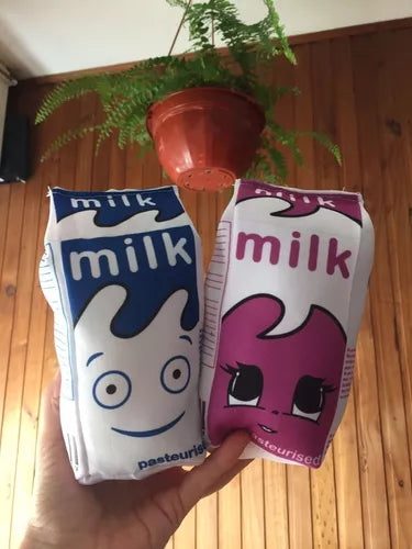 Blur Milk Lechita Plush Dolls - Decorative & Fun Almohadon