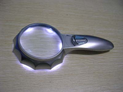 Lupa 600556: Handheld Magnifier with 6 LED Lights 2