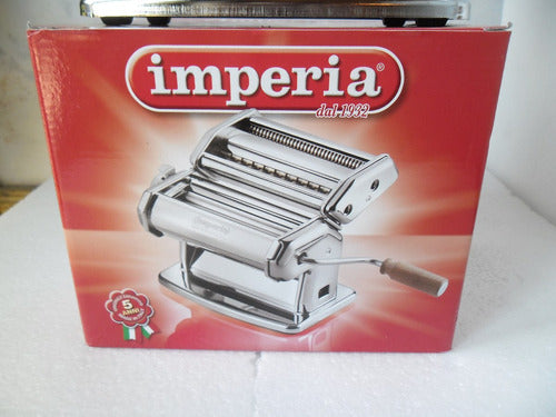 Imperia Pasta Maker Sobadora and Tallarinera 7