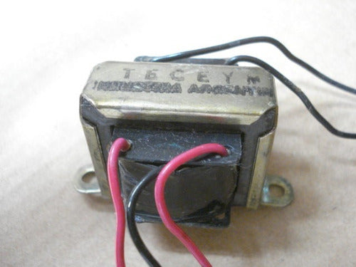 9+9 Volt 0,250 Amp  Transformador 220 Volt 0