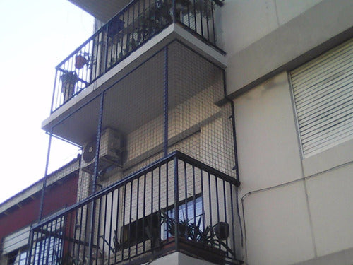 Balcony Protection in Sima Mesh 0