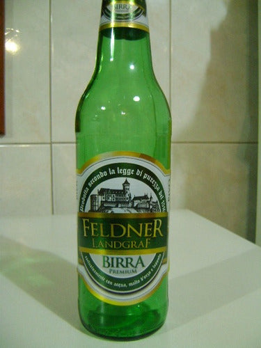 Botella De Cerveza Feldner Landgraf  Vacia Con Tapa 0