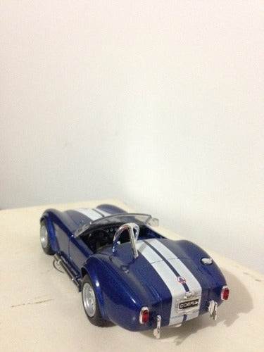 Auto De Colección  Shelby Cobra 13 Cm  Esc 1 32 Divino 3