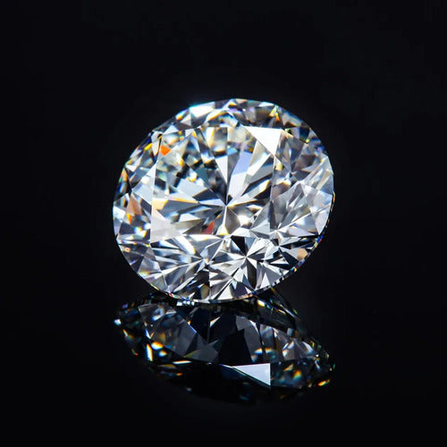 White Moissanite Diamond 0.5cts 4
