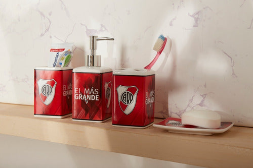 Casablanca River Plate Bathroom Set 1