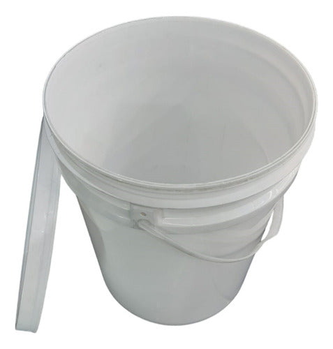 20-Liter White Plastic Bucket with Lid for Food Storage 1