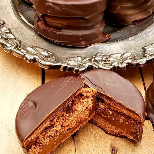 Cachafaz Chocolate Mousse Dulce De Leche Alfajor Box 4