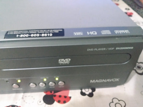 Video Cassete E Dvd Magnavox   Baixou 2