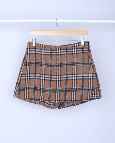 Light and Delicate Checkered Skort in Sizes M-L-XL 8