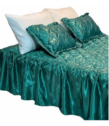 Quilted 2-Seat Satin Bedspread + 2 Filled Pillows 15