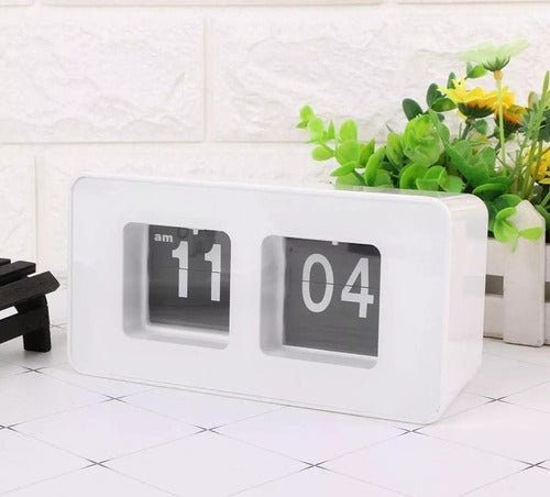 Retro Digital Clock Home Office Vintage Decoration Battery Operated 2