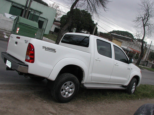 Toyota Juego De Fenders Pasa Ruedas Hilux 2010 - Nuevos 1