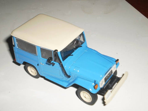 Toyota Bandeirantes 1/43 Colección 11cm Ixo Lindísimo 1