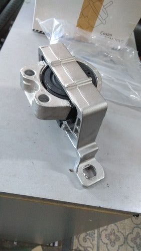 Pata De Motor Ford Focus 2.0 1