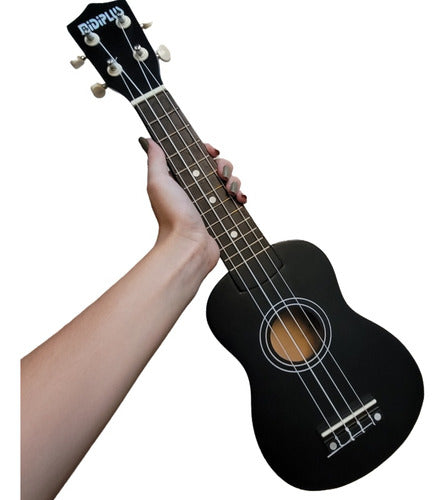 Midiplus Soprano Ukulele Made of Wood with Black Case 0