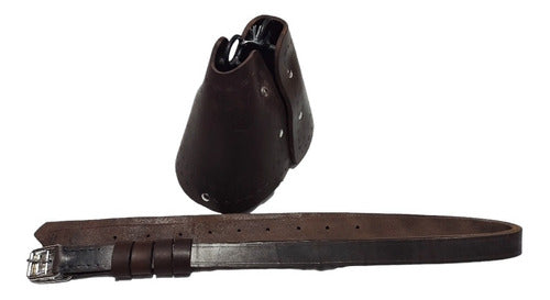 Brown Capacho Stirrup with Suela Treads for Horses 1