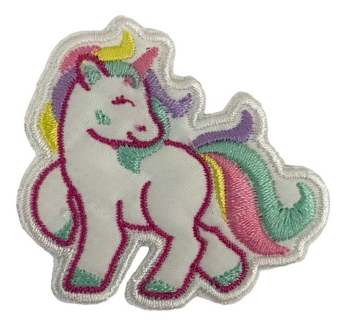 Parche Aplique Bordado P/pegar Unicornio Arcoíris 0