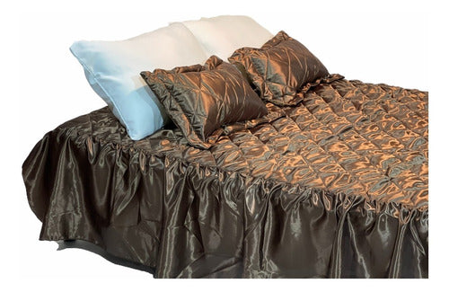 Quilted 2-Seat Satin Bedspread + 2 Filled Pillows 30