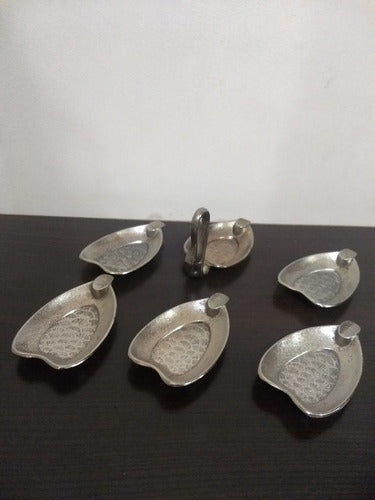 Juego De 6 Ceniceros Individuales Cisne Metal Plateado Unico 1