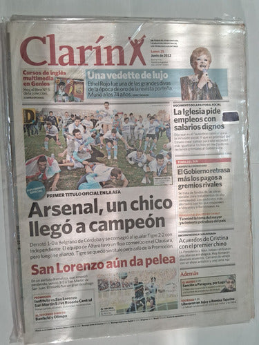 Olé. Arsenal Campeón. Lot of 4 Retro Newspapers 3