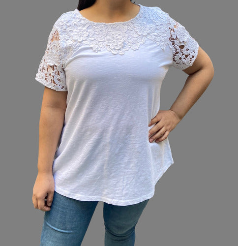 Anaandi Imported Broderie Short Sleeve Blouse Plus Size 0