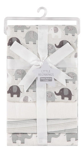 Buttons & Stitches Cudlie 4 Pack of Receiving Blankets 1