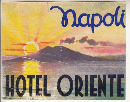 Antiguo Luggage Hotel Oriente Napoli Italia Volcan Vesubio 0