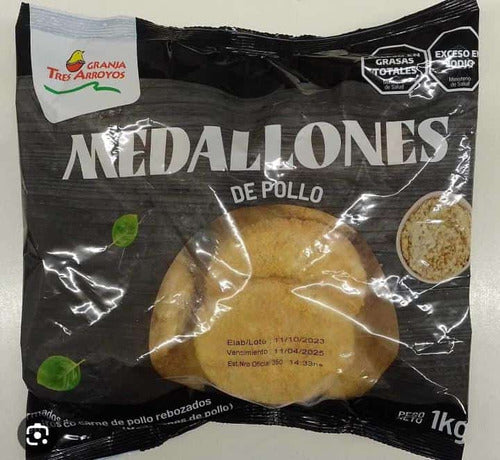 Tres Medallones De Pollo Y Bocaditos De Pollo 0