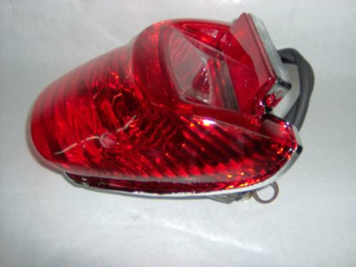 Farol Trasero Honda Titan 2000 Ks / Es Completo      M D O 1