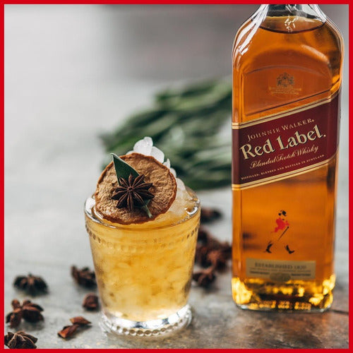 Johnnie Walker Red Label (Blended Scotch Class Combo) 4