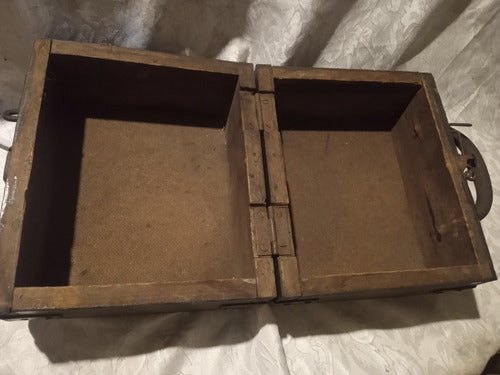 Caja De Madera Tipo Valija Antigua Usada 6