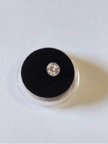 White Moissanite Diamond 0.5cts 2
