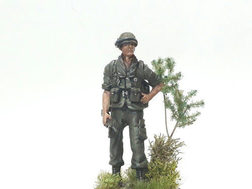 Unique 1/32 or 54mm USA Soldier in Vietnam Figure 2
