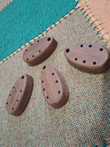 4 Réplicas Decorativas Artesanais De Ocarina De Madeira 1