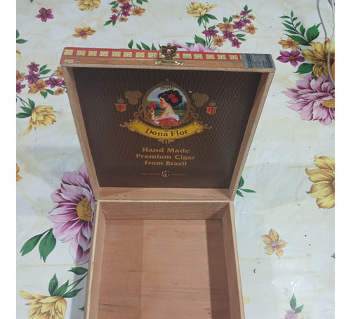 Caja De Habanos Vacia 1