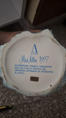 Estatuilla Trofeo Mrs Albee Avon 1997 Porcelana 1